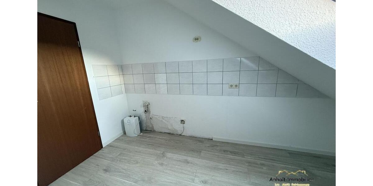 2-Raumwohnung im 2. OG mit 2 Balkone 2 zimmer