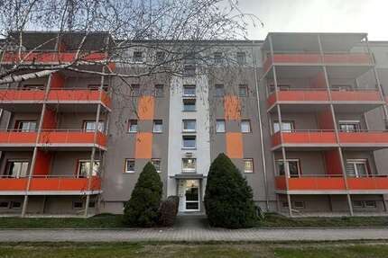 Wohnung Weißenfels - 2 Zimmer, 51 m&sup2;, 306&euro; | Angebot:27219016