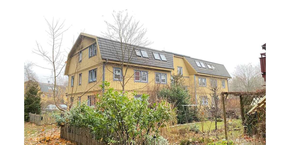 Etagenwohnung Borkwalde - 4 Zimmer, 95 m&sup2;, 1.000&euro; | Angebot:26754076