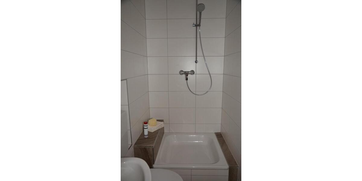 Wohnen auf Zeit Hüllhorst - 1 Zimmer, 25 m&sup2;, 330&euro; | Angebot:26671545