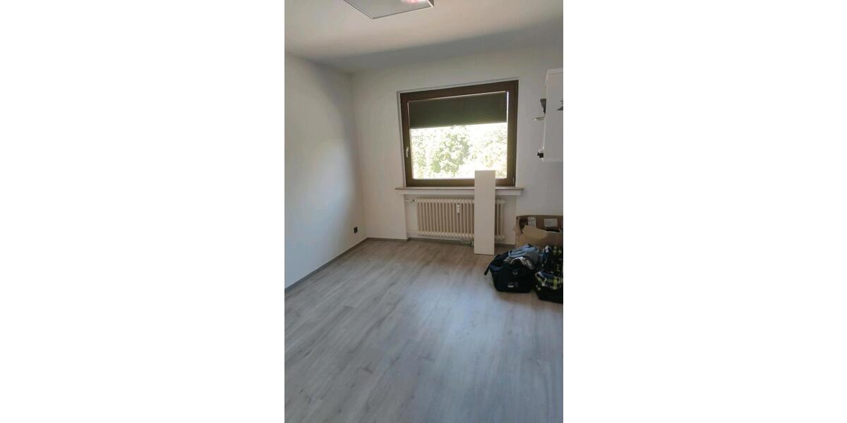 Wohnen auf Zeit Mülheim an der Ruhr Broich - 1 Zimmer, 85 m&sup2;, 500&euro; | Angebot:26268327