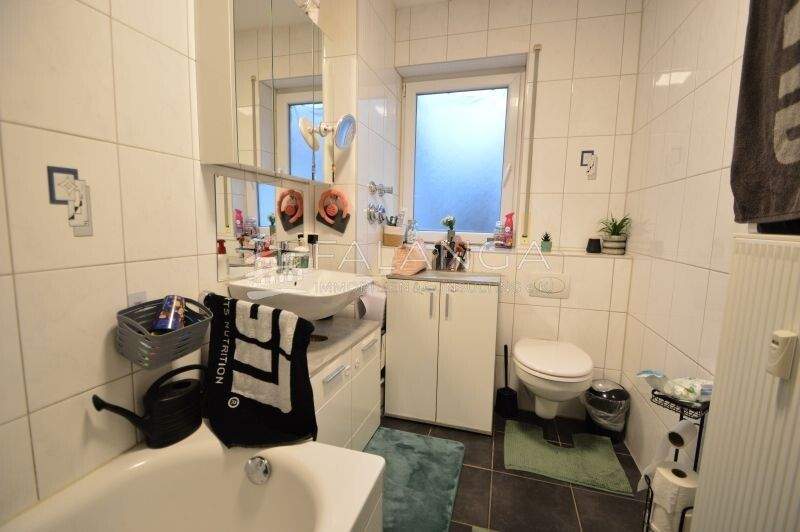 Etagenwohnung Wiesbaden Mainz-Kostheim - 3 Zimmer, 74 m&sup2;, 1.184&euro; | Angebot:24676428