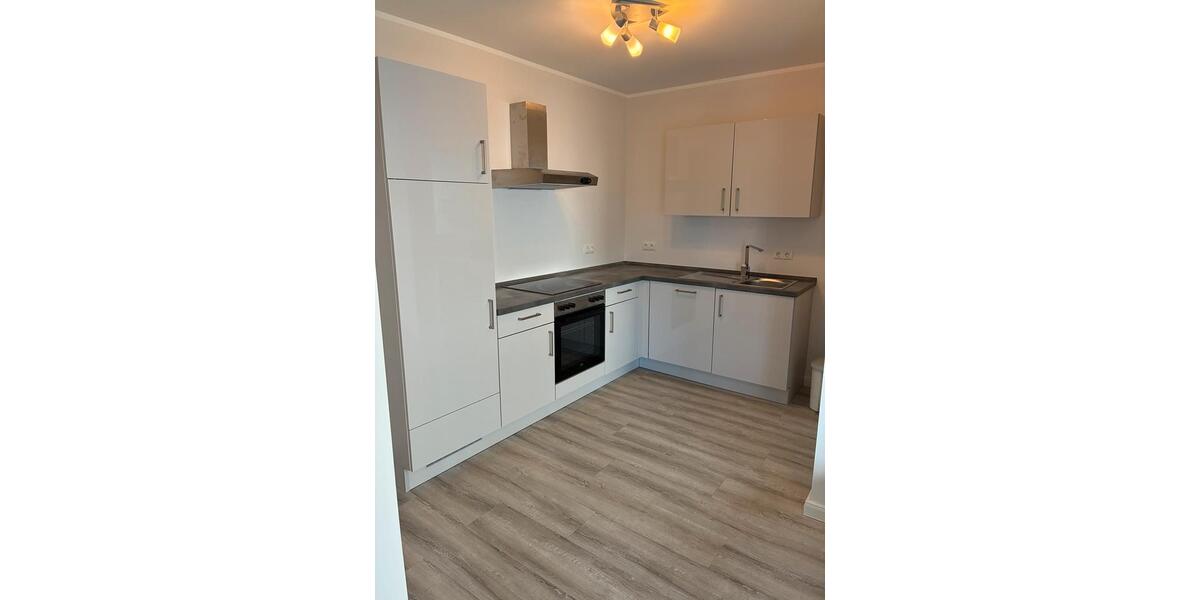 Erdgeschoßwohnung Heide - 3 Zimmer, 61 m&sup2;, 950&euro; | Angebot:26663487