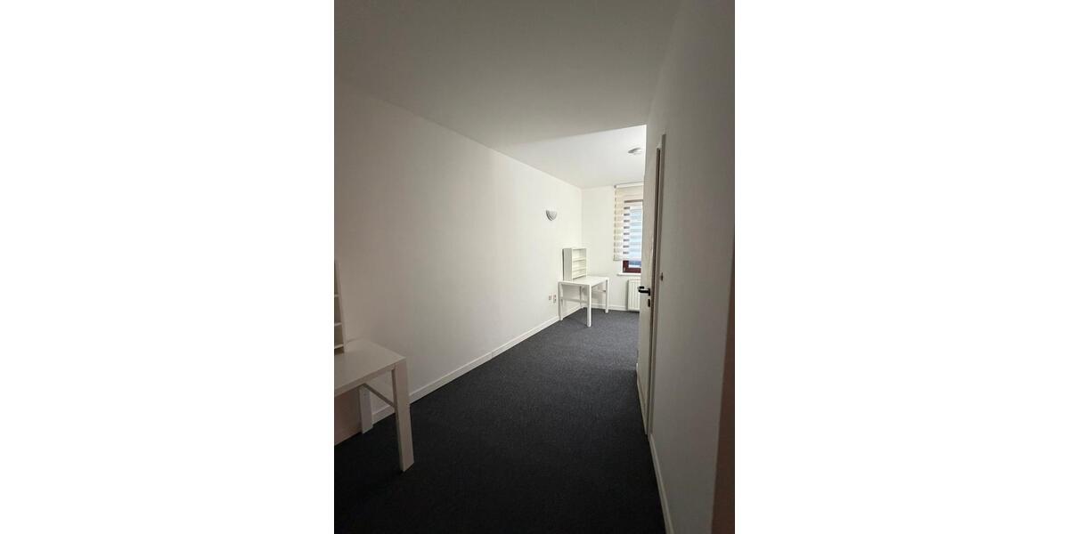 Etagenwohnung Hennigsdorf - 1 Zimmer, 20 m&sup2;, 800&euro; | Angebot:25137304
