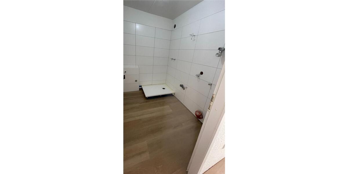 Etagenwohnung Ludwigsburg - 1.5 Zimmer, 44 m&sup2;, 930&euro; | Angebot:26616110
