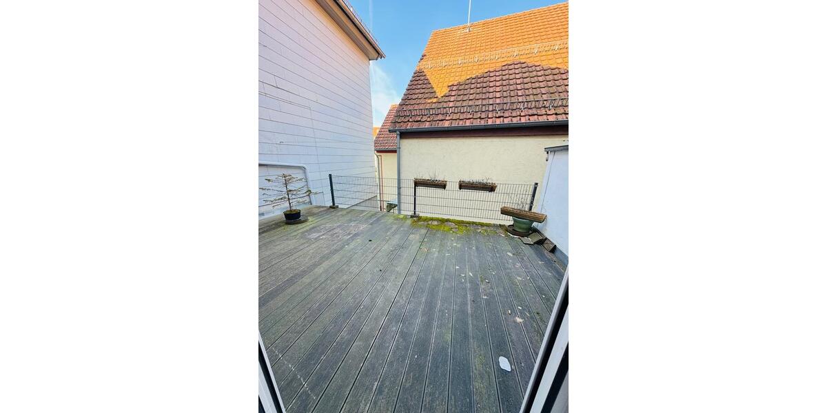 Etagenwohnung Alsfeld - 5 Zimmer, 185 m&sup2;, 850&euro; | Angebot:24640045