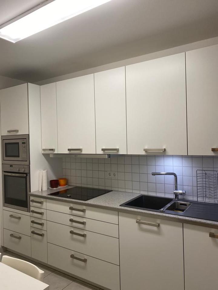 Möbilierte Zimmer befristet zu vermieten