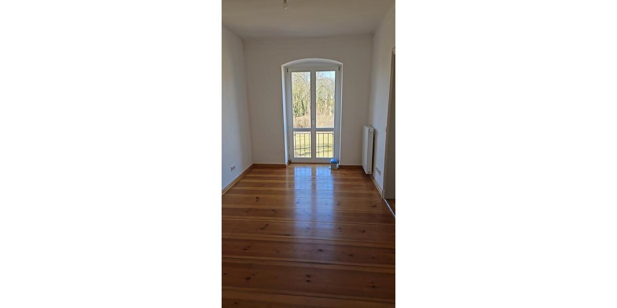 Etagenwohnung Ludwigsfelde - 2 Zimmer, 63 m&sup2;, 1.056&euro; | Angebot:25350475