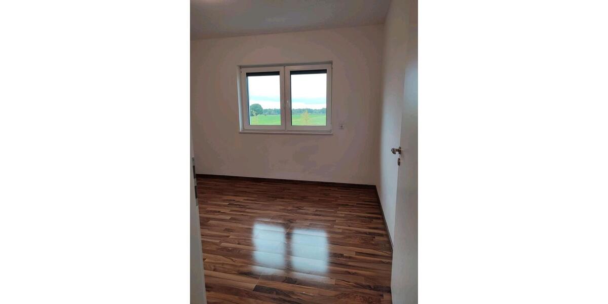 Doppelhaushälfte Bergen - 6 Zimmer, 154 m&sup2;, 1.400&euro; | Angebot:26563415