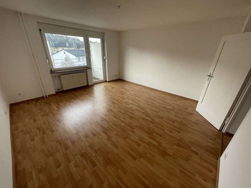 Wohnung zum Mieten in Frankfurt am Main 1.200 € 73 m² 3 zimmer