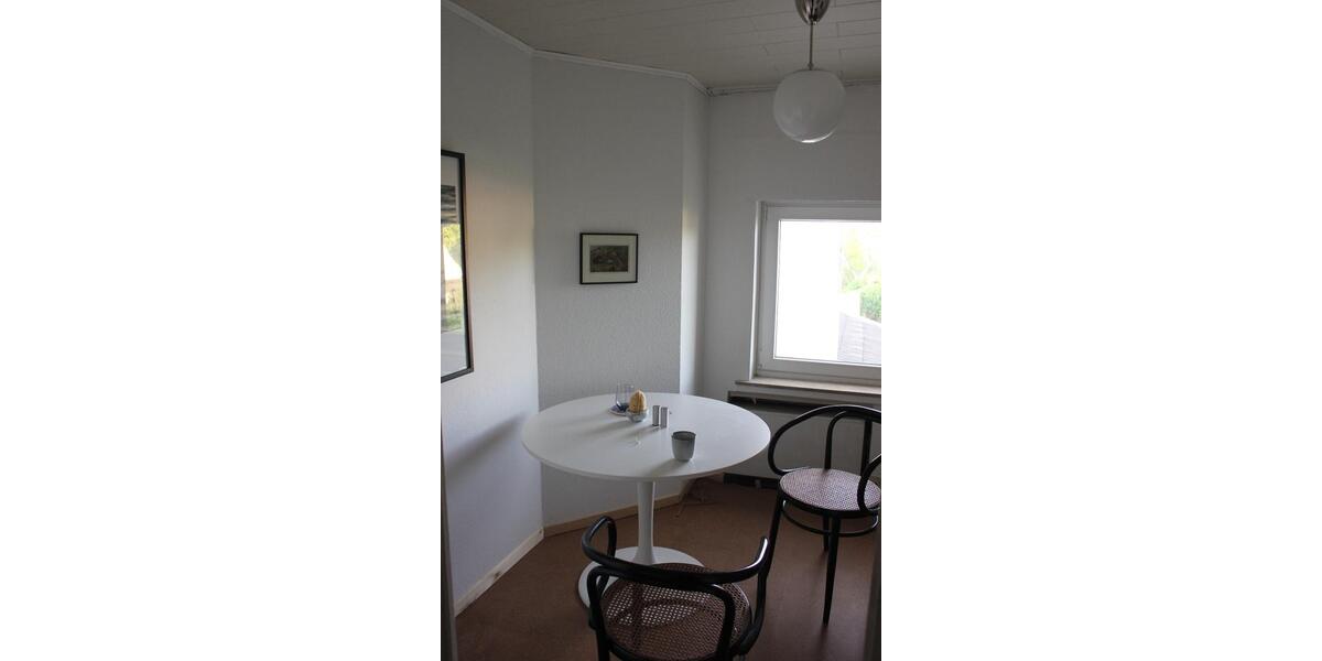 Wohnen auf Zeit Bonn Friesdorf - 17 Zimmer, 61 m&sup2;, 490&euro; | Angebot:26268312