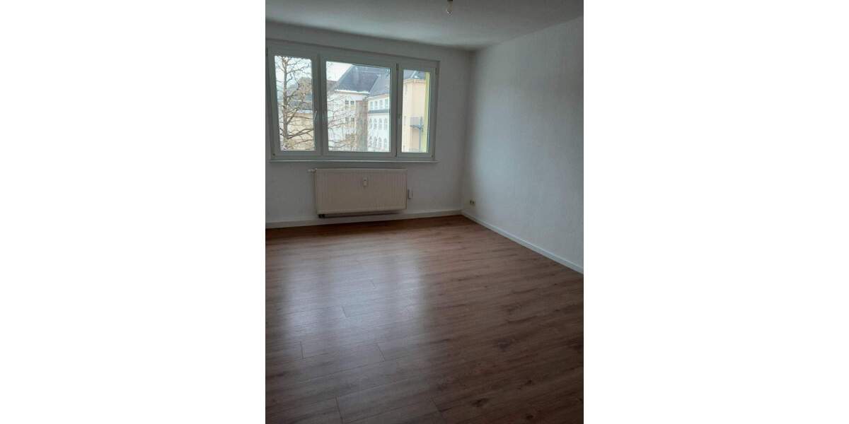 Etagenwohnung Plauen Westend - 3 Zimmer, 56 m&sup2;, 325&euro; | Angebot:26155804