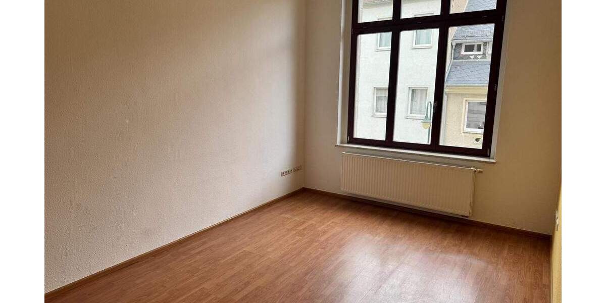 Gewerbeobjekt Oschatz - 9 Zimmer, 102 m&sup2;, 843&euro; | Angebot:25729436