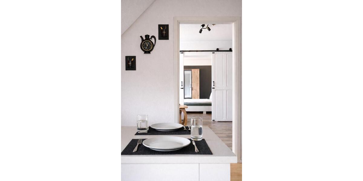 Wohnen auf Zeit Freiberg - 4 Zimmer, 80 m&sup2;, 38&euro; | Angebot:26425553