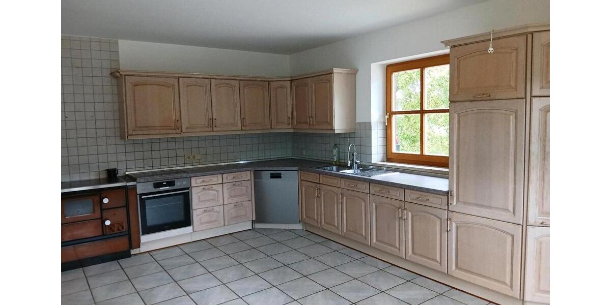 Einfamilienhaus Reisbach Englmannsberg - 7 Zimmer, 200 m&sup2;, 1.550&euro; | Angebot:25675541