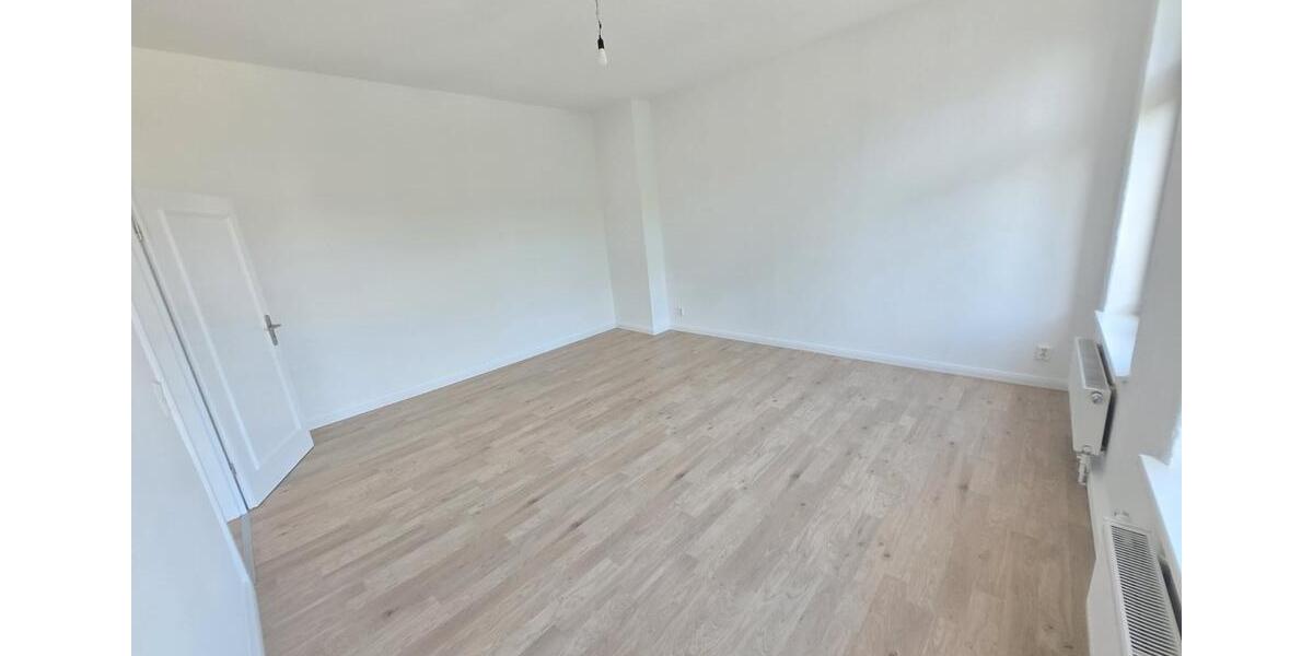Etagenwohnung Blankenburg (Harz) - 3.5 Zimmer, 87 m&sup2;, 599&euro; | Angebot:26656109
