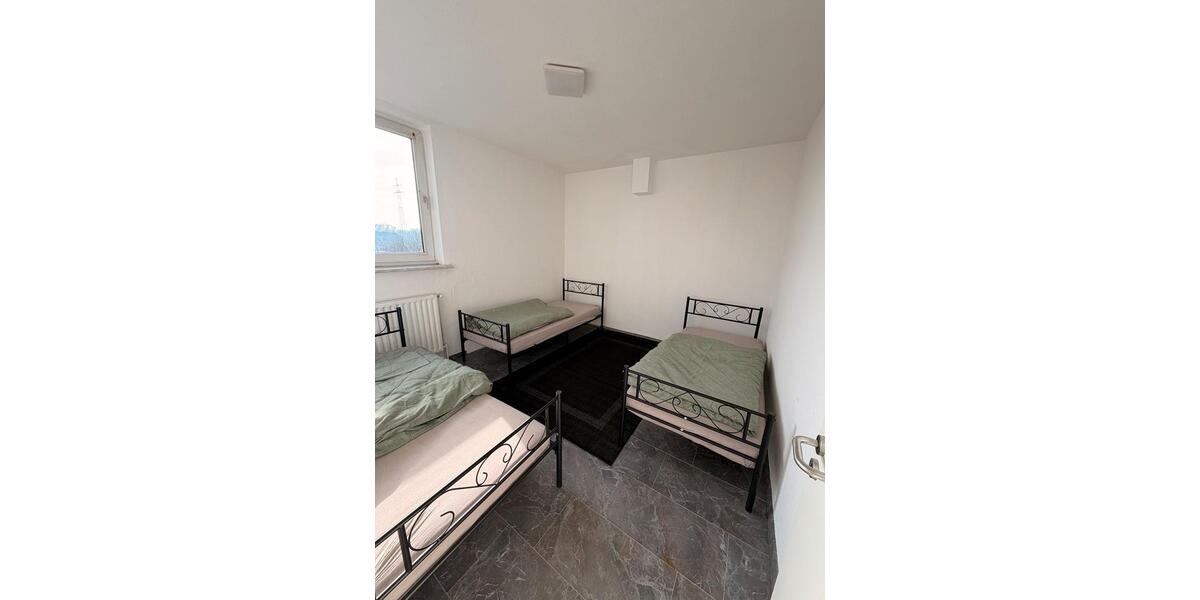 Wohnen auf Zeit Lünen - 4 Zimmer, 120 m&sup2;, 30&euro; | Angebot:24846332