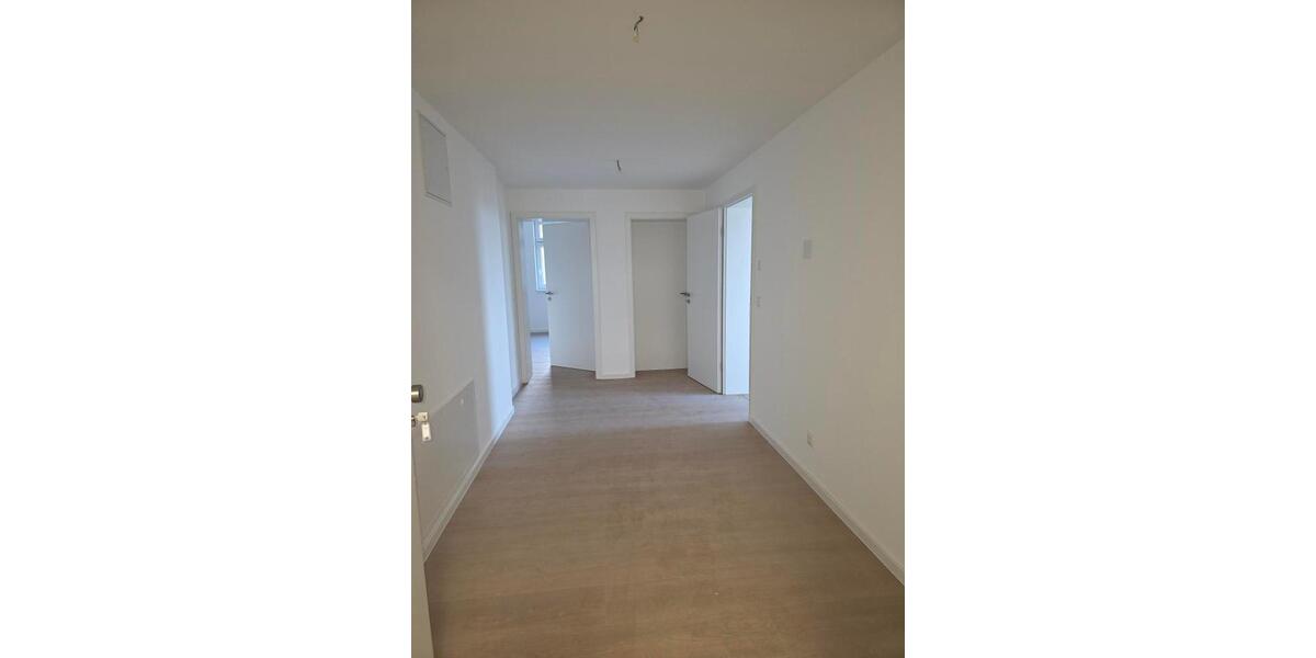 Etagenwohnung Elgersburg - 3 Zimmer, 104 m&sup2;, 1.090&euro; | Angebot:24816436