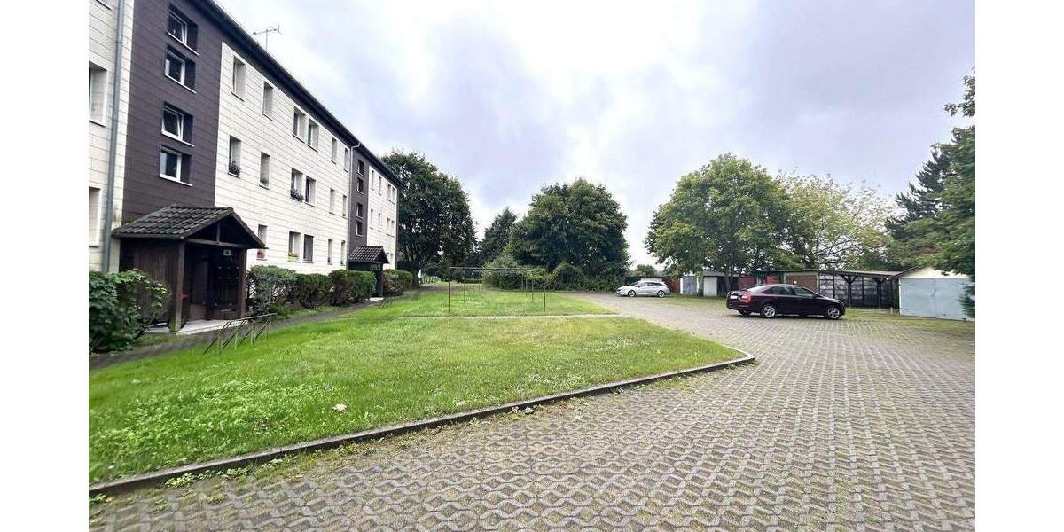 Stadt nah & im Grünen-frisch renovierte 2-Zimmer-Wohnung mit Garten ab sofort frei! 2 zimmer
