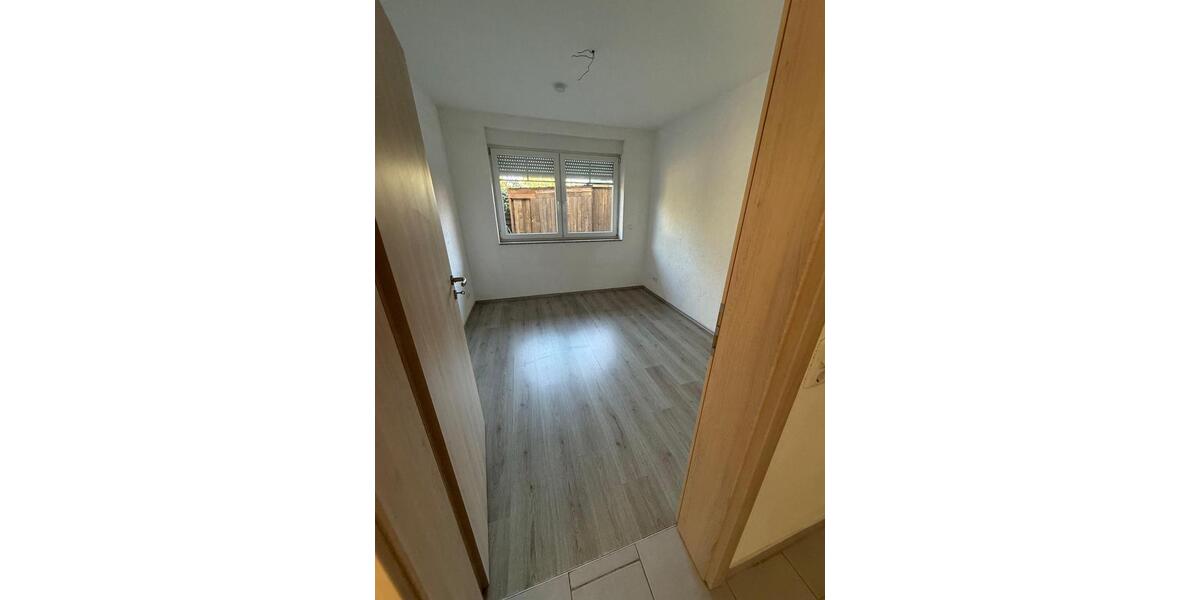 Erdgeschoßwohnung Soltau - 3 Zimmer, 82 m&sup2;, 870&euro; | Angebot:26698540