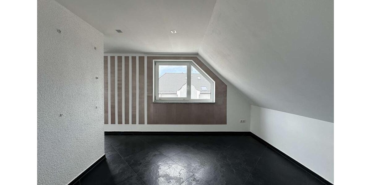 Maisonettenwohnung Friedberg - 4 Zimmer, 115 m&sup2;, 1.650&euro; | Angebot:26634327