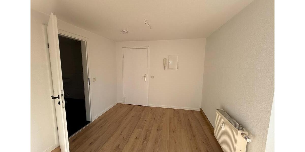 Dachgeschoßwohnung Glauchau - 2 Zimmer, 57 m&sup2;, 500&euro; | Angebot:26570122