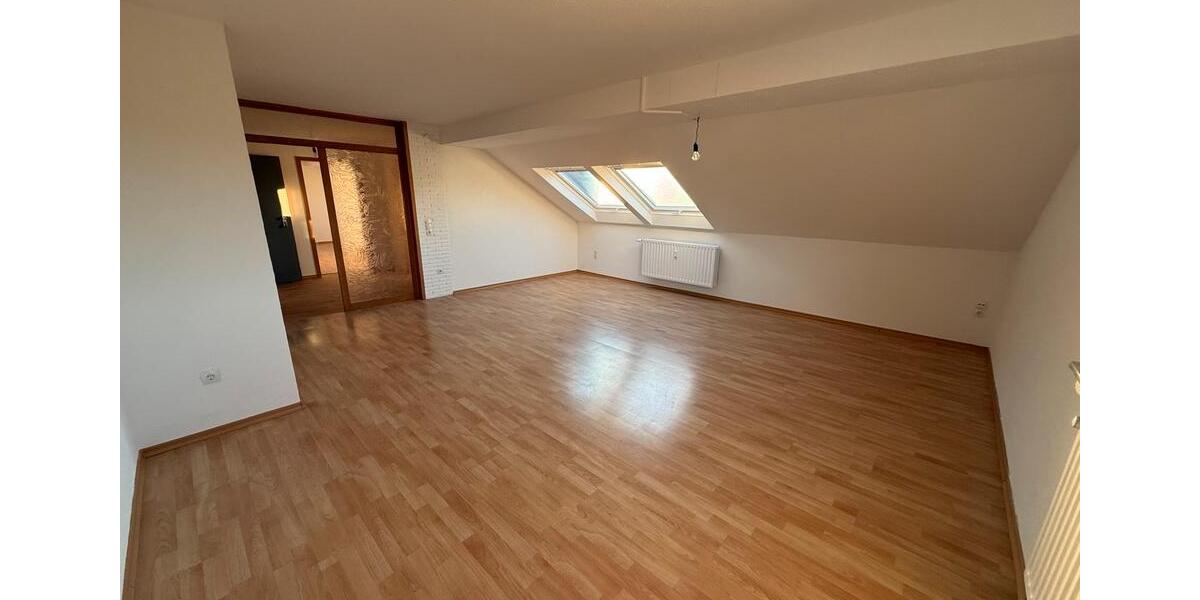 Dachgeschoßwohnung Hagen Hagen-Nord - 3.5 Zimmer, 80 m&sup2;, 950&euro; | Angebot:26517473