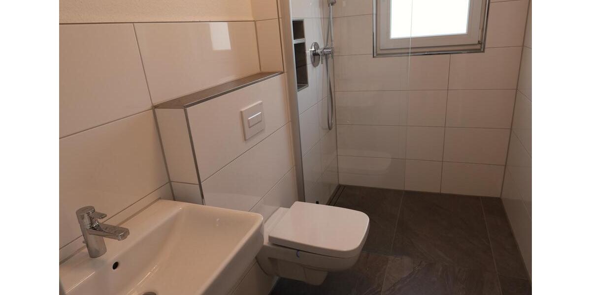 Dachgeschoßwohnung Ibbenbüren - 4 Zimmer, 113 m&sup2;, 1.126&euro; | Angebot:25646828