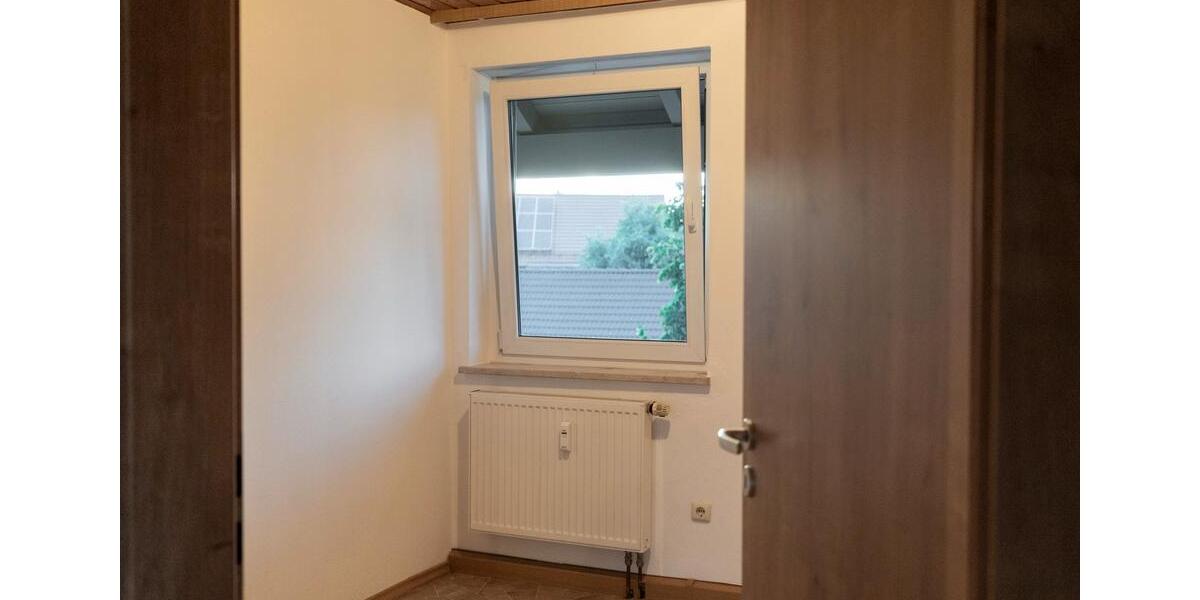 Etagenwohnung Schwarzenbach - 4 Zimmer, 100 m&sup2;, 830&euro; | Angebot:24653191