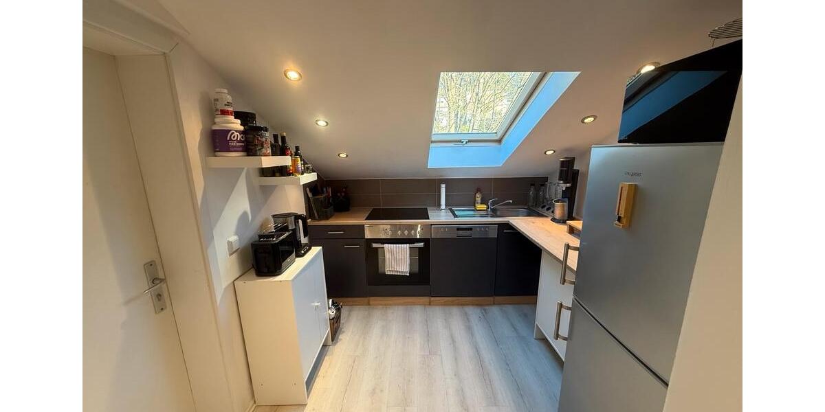 Dachgeschoßwohnung Siegen - 1 Zimmer, 40 m&sup2;, 550&euro; | Angebot:25340772