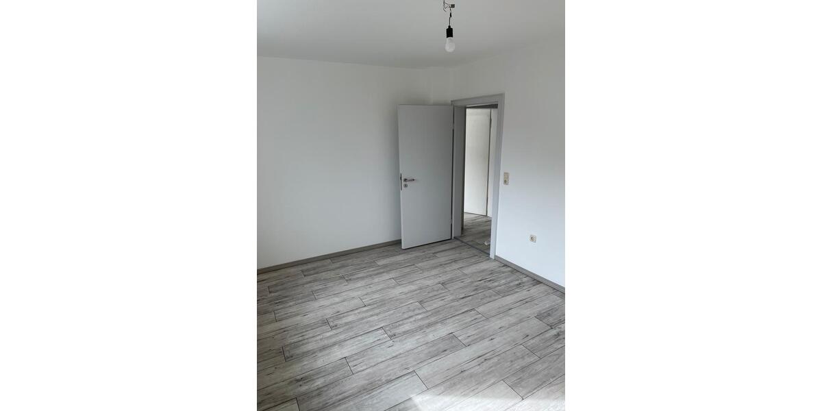 4 Zimmer Wohnung ca. 72qm Erstbezug neu renoviert 4 zimmer