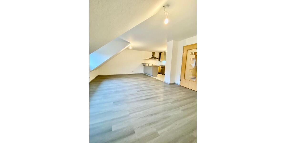 Dachgeschoßwohnung Horb am Neckar - 3.5 Zimmer, 70 m&sup2;, 720&euro; | Angebot:25174513