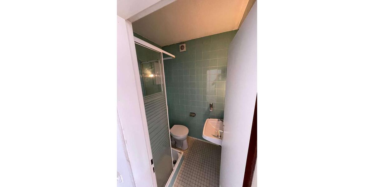 Etagenwohnung Birkenfeld - 1 Zimmer, 20 m&sup2;, 250&euro; | Angebot:26000141