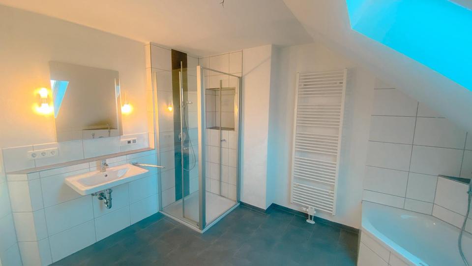 Dachgeschoßwohnung Passau Maierhof - 3 Zimmer, 93 m&sup2;, 875&euro; | Angebot:26418703