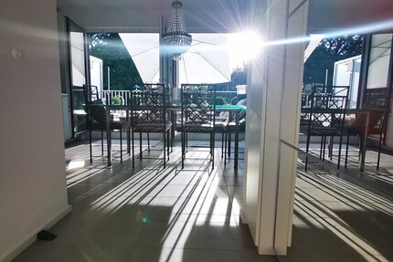 Mini-Loft in Ebersberg - möbliert zimmer