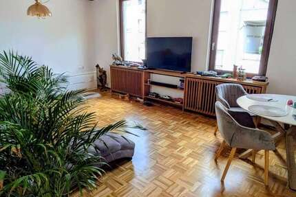 Wohnung Karlsruhe Südstadt - 3 Zimmer, 110 m&sup2;, 1.050&euro; | Angebot:26741005