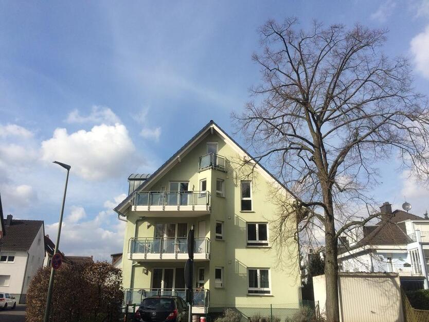 Schöne 3,5 Zimmer Wohnung mit 2 Balkons + Stellplatz + EBK zimmer