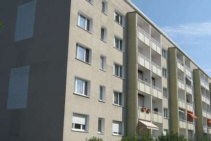 Wohnung Zeitz - 3 Zimmer, 60 m&sup2;, 360&euro; | Angebot:27688178