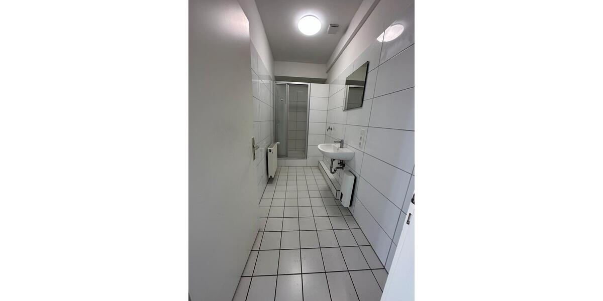 Etagenwohnung Lübbecke - 1 Zimmer, 70 m&sup2;, 360&euro; | Angebot:25978278