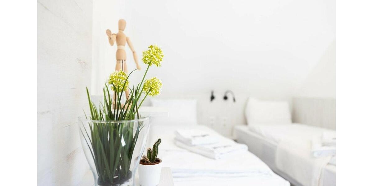 Wohnen auf Zeit Nürnberg Erlenstegen - 1 Zimmer, 14 m&sup2;, 49&euro; | Angebot:22362845