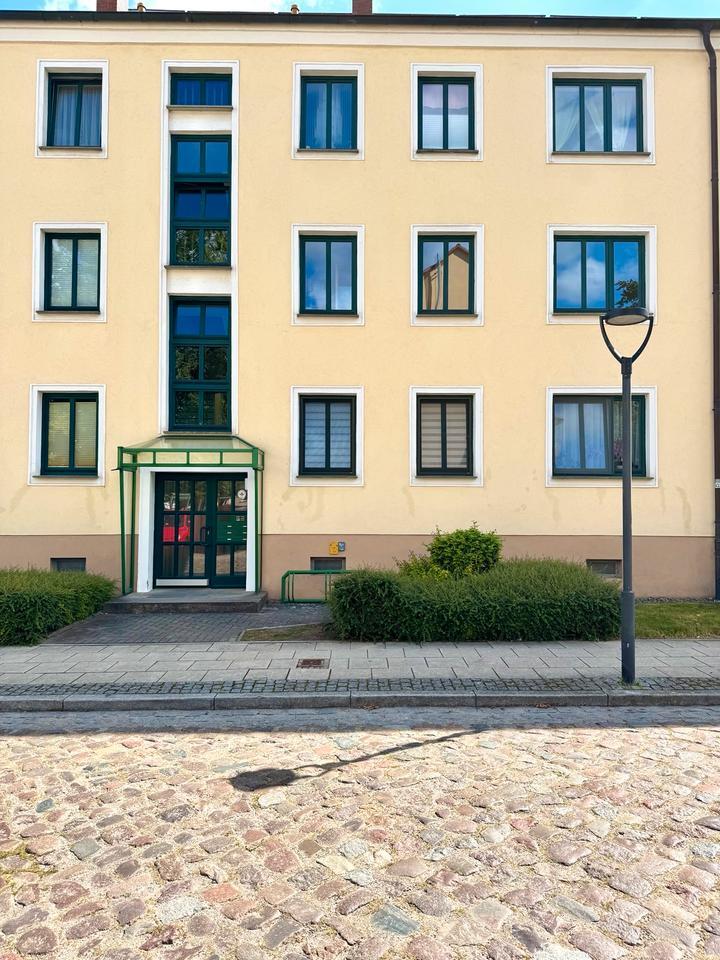 Hochwertig modernisierte 3-Raum-Wohnung - 69qm - Innenstadt