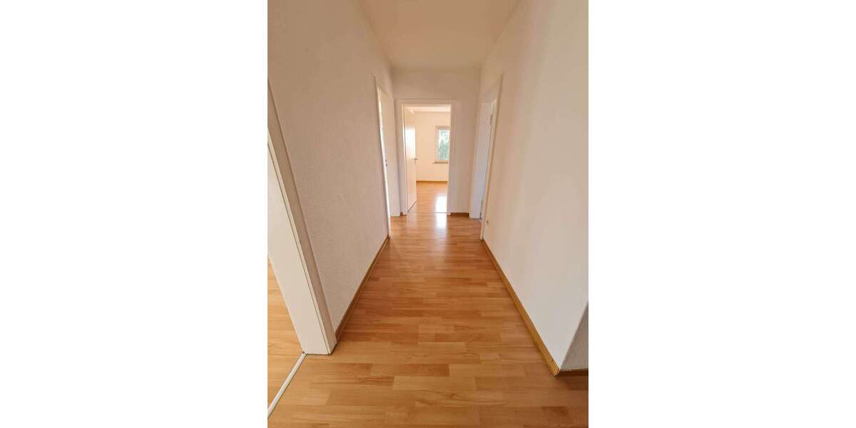 Etagenwohnung Rosdorf - 3 Zimmer, 63 m&sup2;, 650&euro; | Angebot:26612840