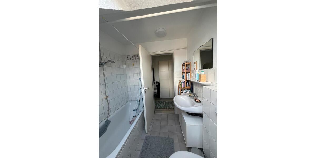 Dachgeschoßwohnung Kiel - 1 Zimmer, 43 m&sup2;, 723&euro; | Angebot:26048641