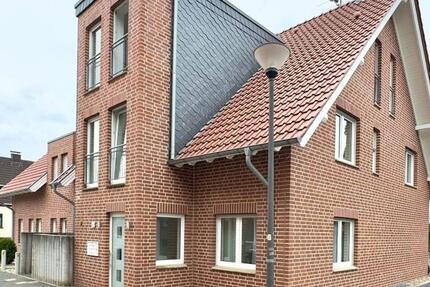 Moderne Praxis- oder Gewerberäume im Erdgeschoss – ideal für Heilberufe & Beratung zimmer