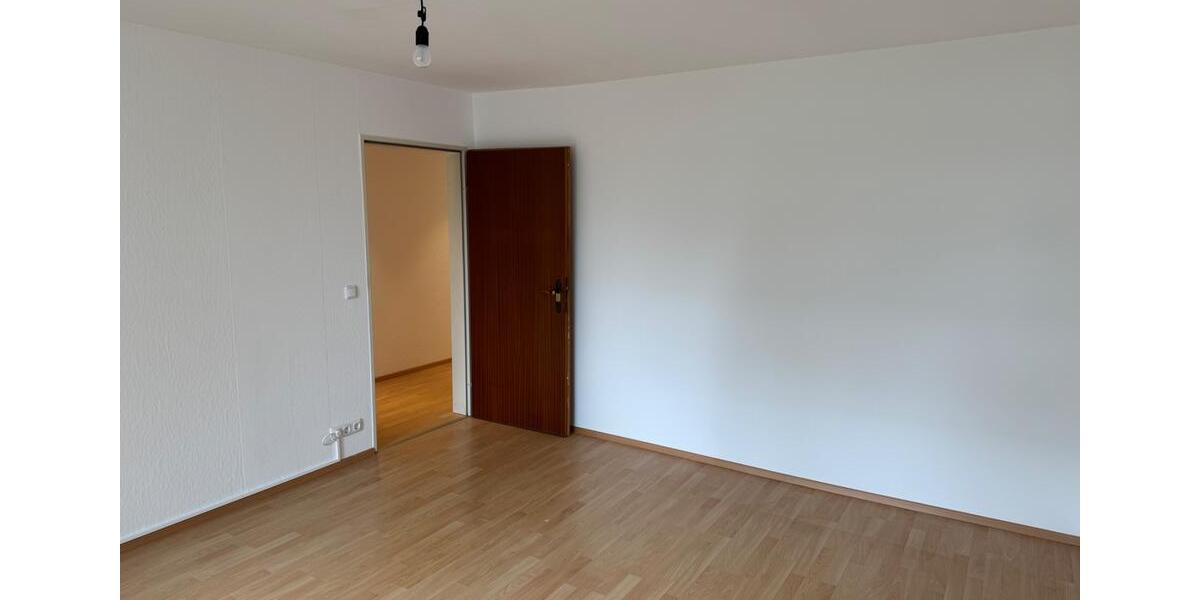 Hochparterre Kempten (Allgäu) - 2.5 Zimmer, 73 m&sup2;, 1.200&euro; | Angebot:26639966