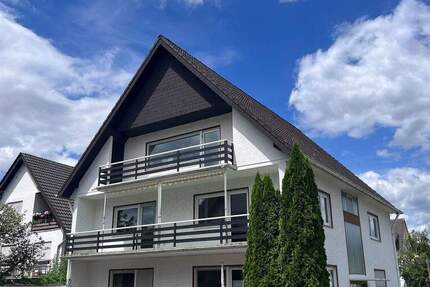 Helles Dachgeschoss-Appartement mit sonnigem Balkon in Ortsrandlage von Heimersheim 1 zimmer