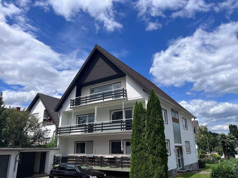 Helles Dachgeschoss-Appartement mit sonnigem Balkon in Ortsrandlage von Heimersheim 1 zimmer