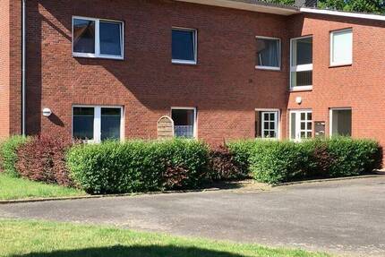 renovierte 3-Zimmer-Wohnung mit Balkon und neuer Einbauküche 3 zimmer