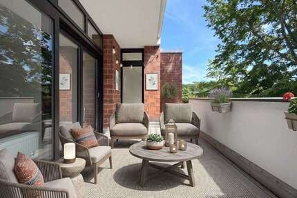 Wohnung Düsseldorf Stadtbezirk 6 - 4 Zimmer, 160 m&sup2;, 2.100&euro; | Angebot:26939339