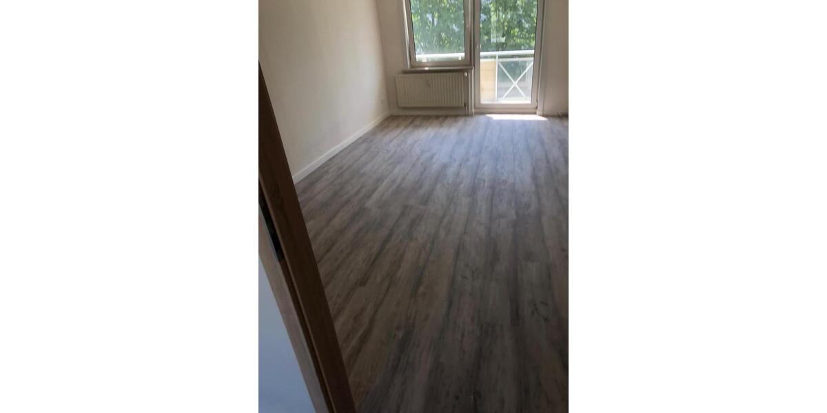 Etagenwohnung Greifswald - 3 Zimmer, 59 m&sup2;, 1.100&euro; | Angebot:25232690